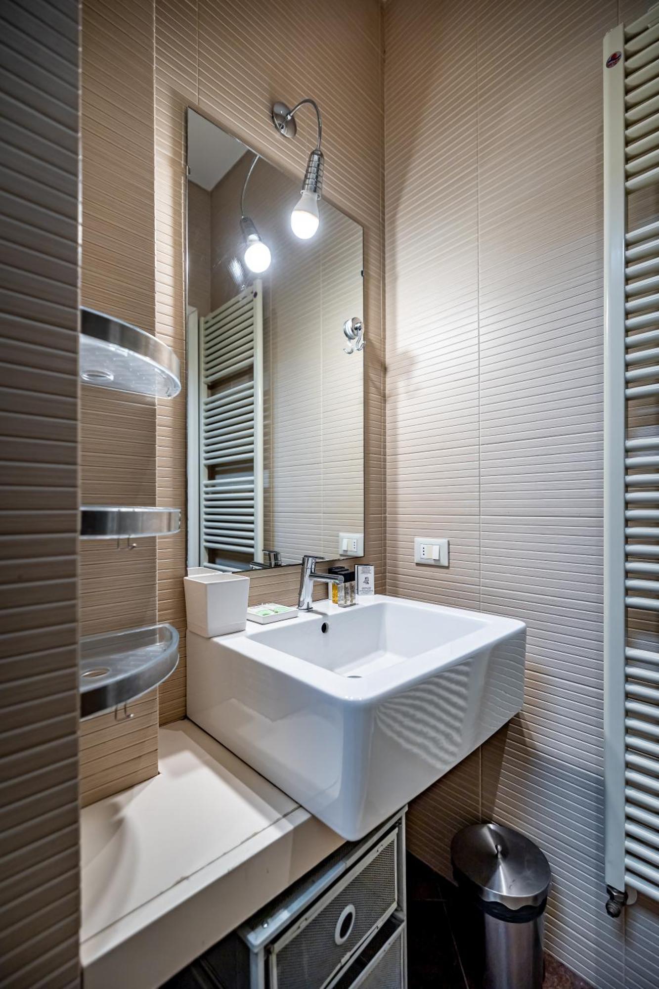 Yd Servi Suite Apt Firenze Esterno foto
