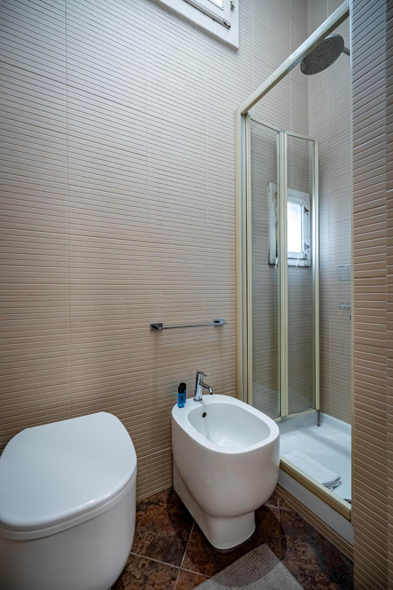 Yd Servi Suite Apt Firenze Esterno foto