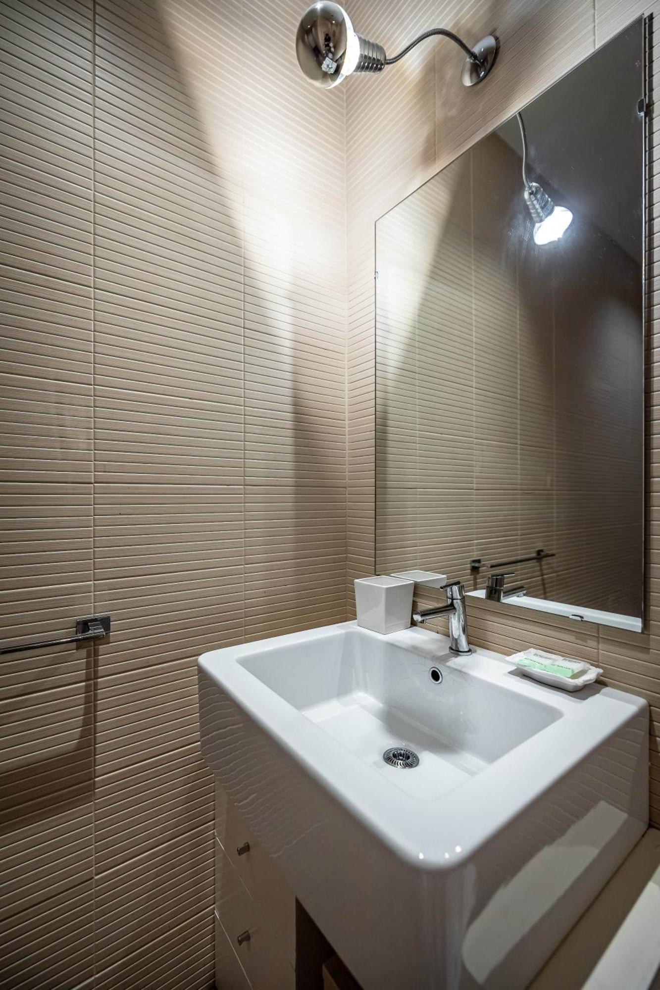 Yd Servi Suite Apt Firenze Esterno foto